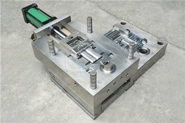 Die-casting mould